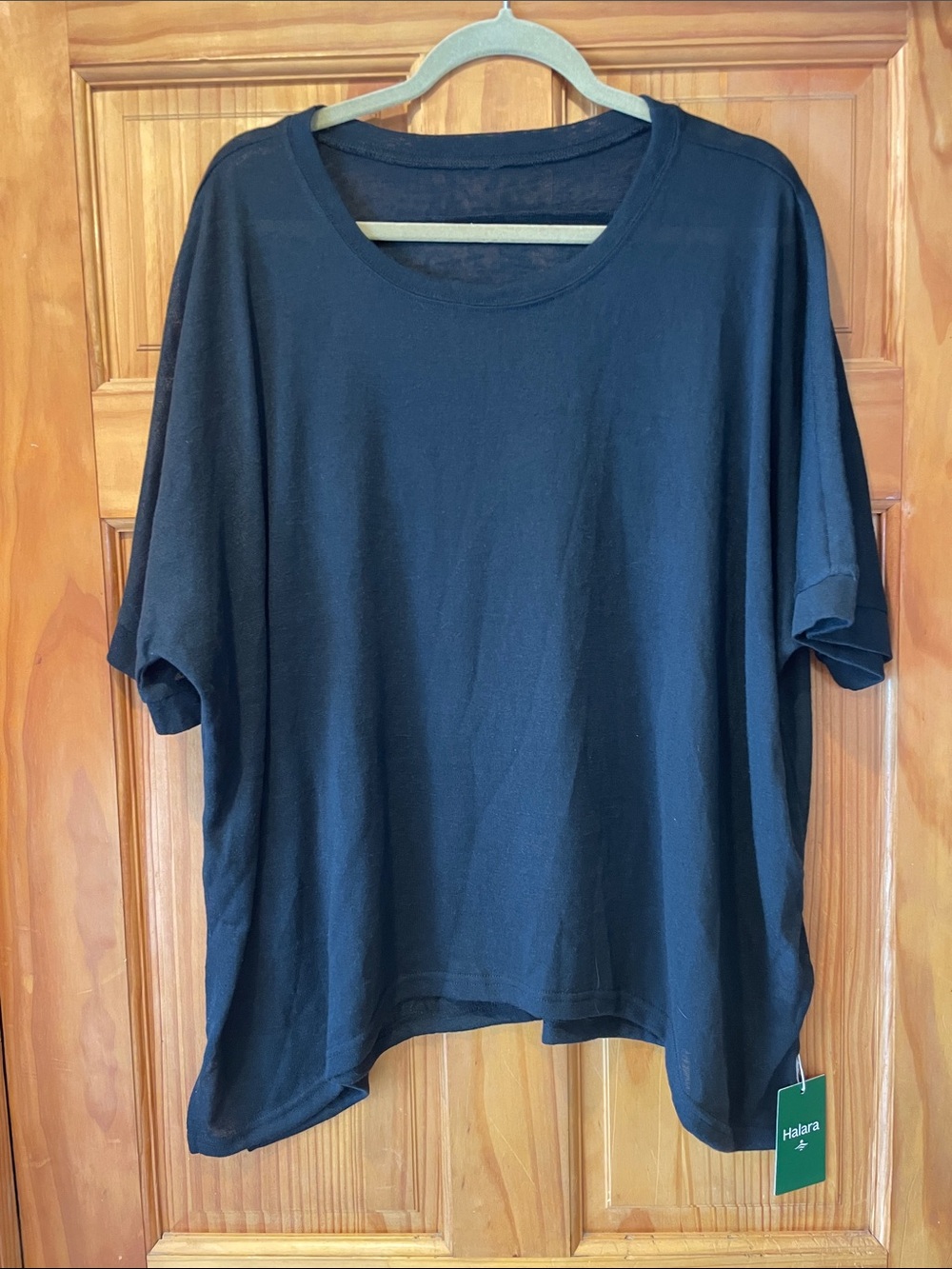 HALARA Black Women's Oversized Crewneck Tee/Beach Coverup